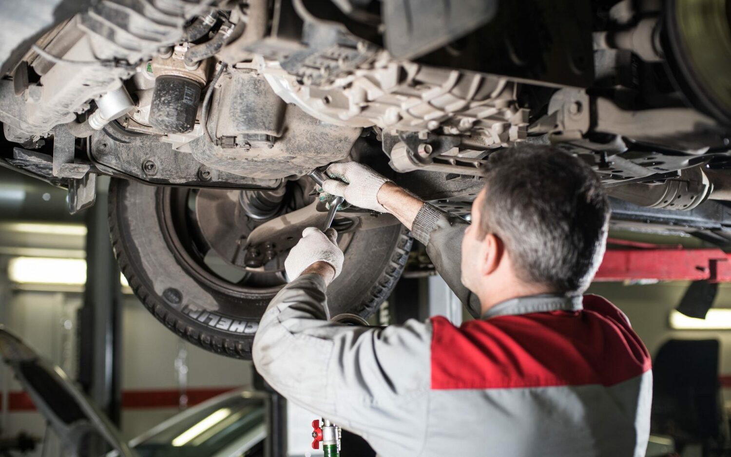 <span style="font-weight: bold;">Ремонт двигателя и подвески</span>